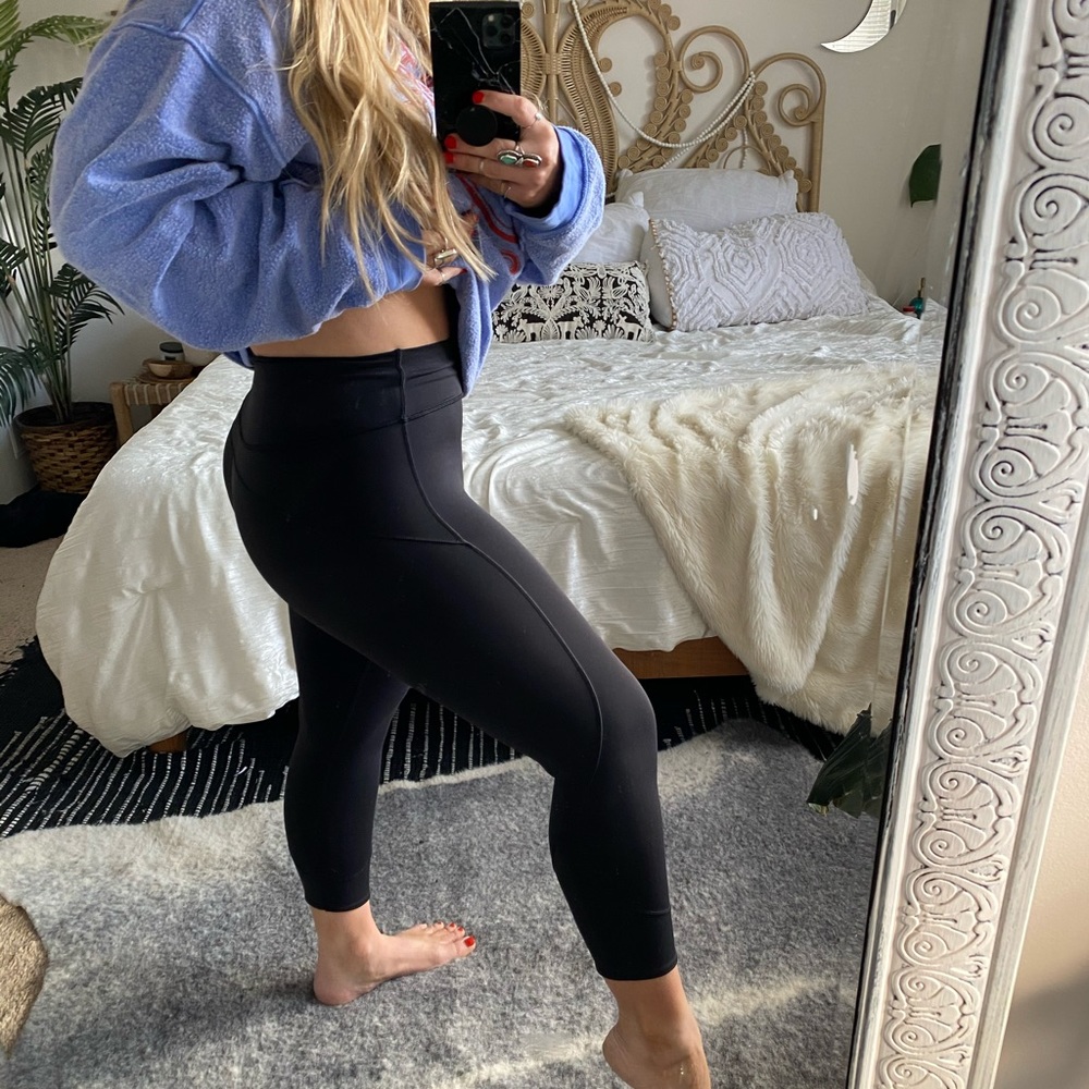 NWOT lululemon high rise leggings 6